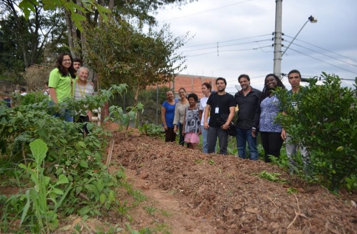 HORTA EM BAIRROS